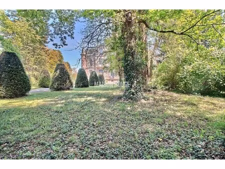 château 19 e siècle 21 pièces 8400 m² de parc