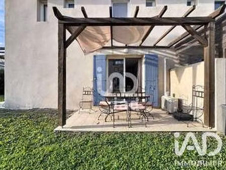 vente maison piscine à saint-saturnin-lès-avignon (84450) : à vendre piscine / 35m² saint-
