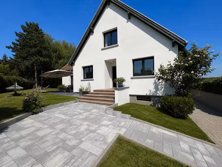 maison de luxe à vendre dans le quartier ouest