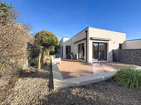 maison contemporaine de plain-pied haut de gamme à plouha  très lumineuse  en plein...