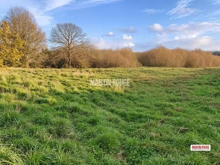exclusivité! terrain constructible 1450 m² avec hangar cadastré à plouha   accès direct...