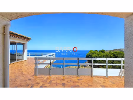 vente villa 6 pièces 180 m² à cerbère (66290)  630 000 €