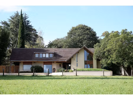 maison de luxe à vendre à saint-nom-la-bretèche