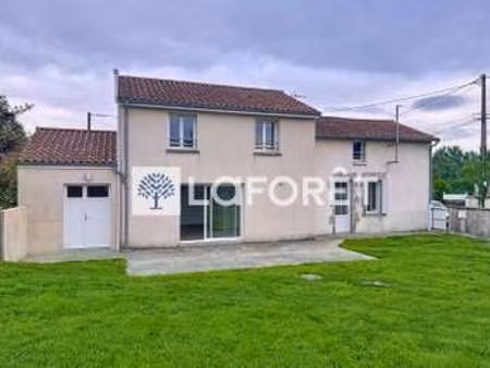 location maison à moncoutant-sur-sèvre (79320) : à louer / 112m² moncoutant-sur-sèvre