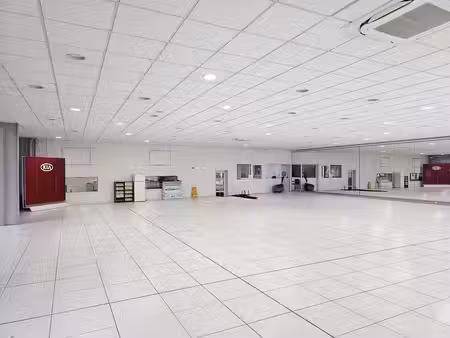 local commercial