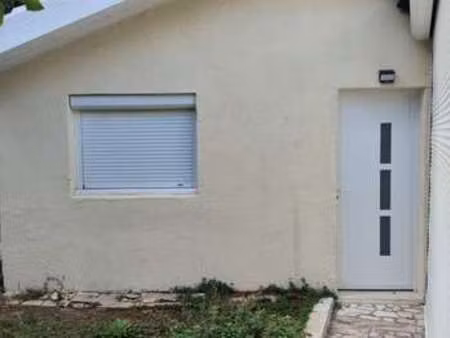 location appartement t1 meublé à vaires-sur-marne (77360) : à louer t1 meublé / 15m² vaire
