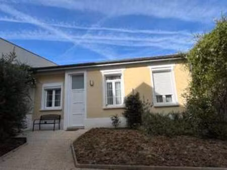 location maison meublé à villejuif (94800) : à louer meublé / 33m² villejuif