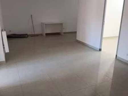 location appartement 4 pièces à roubaix (59100) : à louer 4 pièces / 87m² roubaix