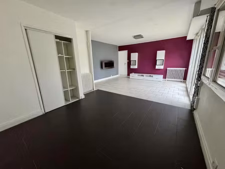 vente appartement 3 pièces 64 m² à hourtin (33990)  100 000 €