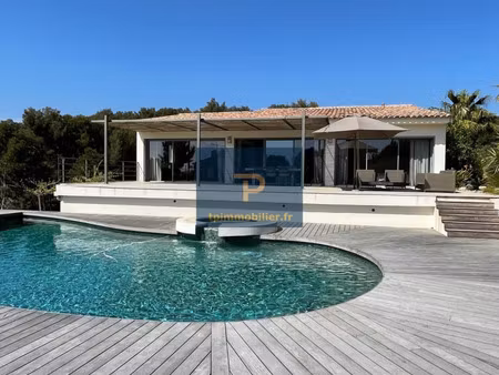 villa de luxe à vendre à saint-cyr-sur-mer