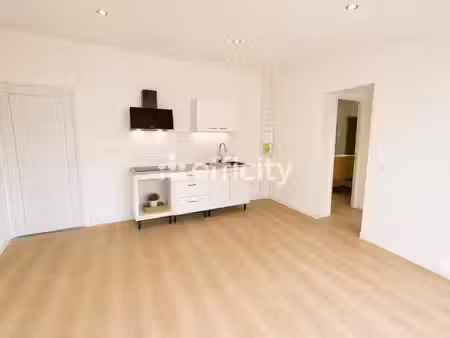 vente appartement 2 pièces 38.5 m² à saintes (17100)  122 500 €