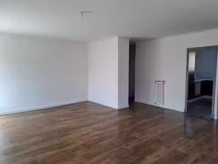 vente appartement 3 pièces 81 m² à foix (09000)  128 500 €