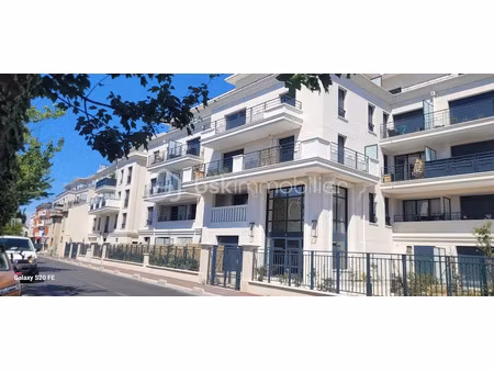vente appartement 2 pièces 49 m² à la varenne saint hilaire (94210)  290 000 €