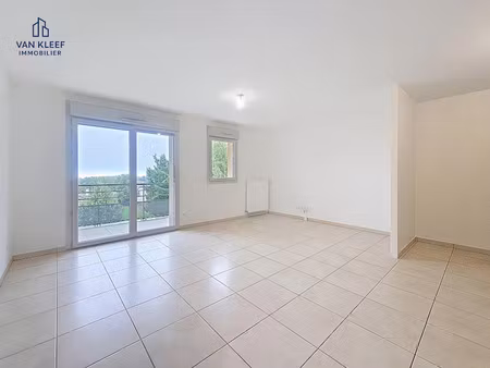 vente appartement 3 pièces 67.7 m² à gex (01170)  315 000 €