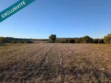 terrain constructible dans un environnement calme