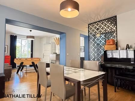 orleans dunois  maison a vendre  rénovée  grand jardin et stationnements sécurisés . exclu