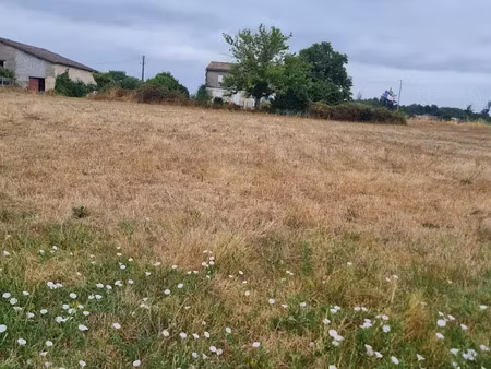 vente terrain 881 m² à coutras (33230)  63 000 €
