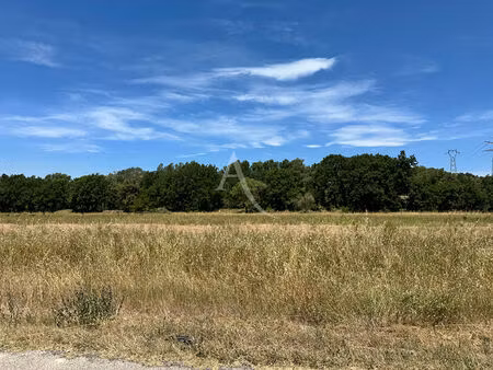 vente terrain  8350.00m²  vinon