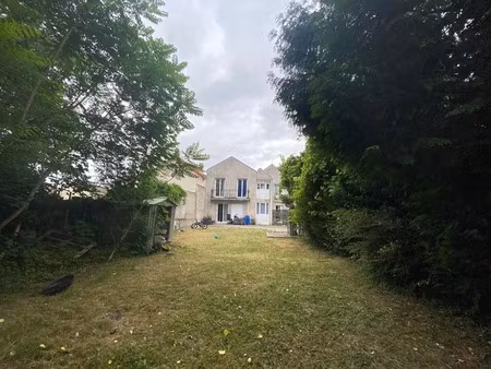 vente immeuble 8 pièces 190 m² à arnouville-les-gonesse (95400)  495 000 €