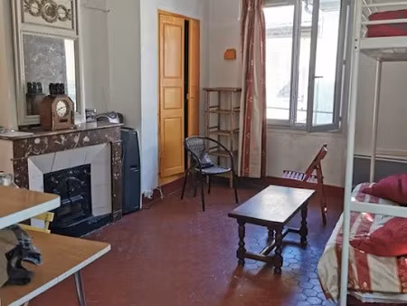location meublée appartement 1 pièce 27 m² à avignon (84000)  430 €