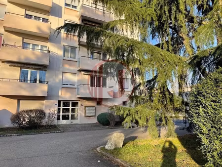 location meublée appartement 1 pièce 33 m² à illzach (68110)  620 €