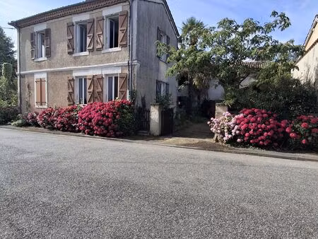maison de village à masseube (32140)
