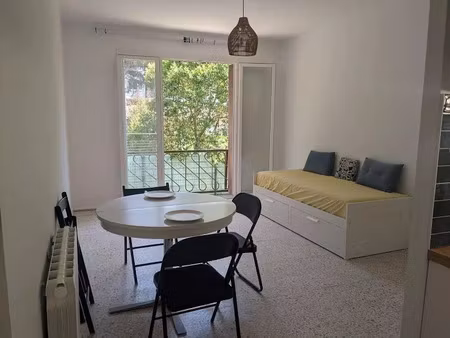 location meublée appartement 1 pièce 31 m² à montpellier (34000)  750 €