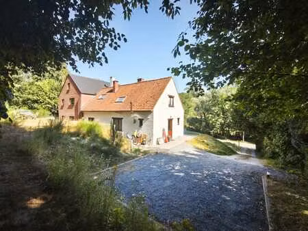 maison 3 chambres rénovée en pleine nature 1350€ + 75€
