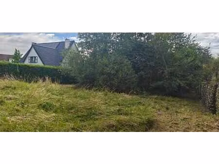 terrain constructible 840m² à braine-l'alleud
