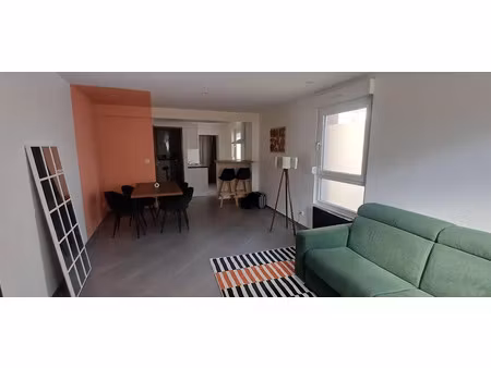 location meublée appartement 2 pièces 45 m² à knutange (57240)  760 €