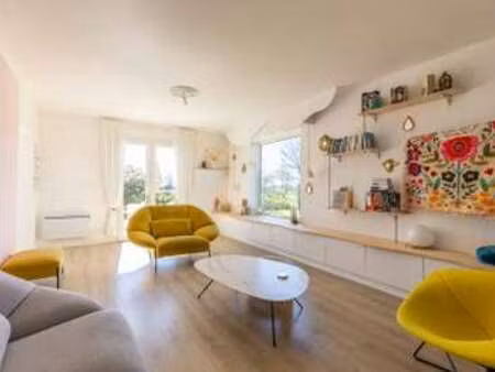 vente maison à vern-sur-seiche (35770) : à vendre / 187m² vern-sur-seiche