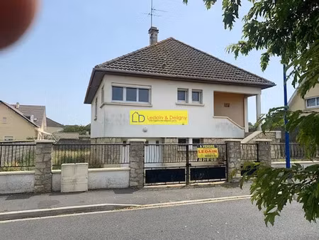 location maison 6 pièces 105.67 m² à frénouville (14630)  881 €