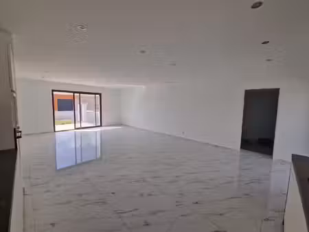 maison en construction - 11800 floure
