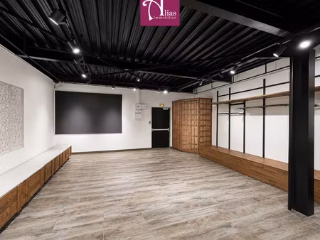 à louer - local commercial de 170 m2 à jarry vitrine et es