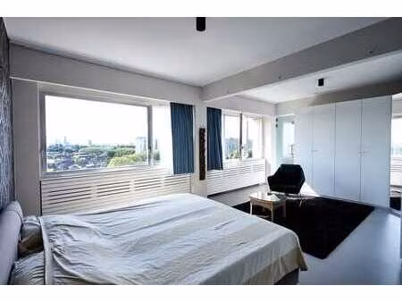 appartement meublé ensoleillé avec vue imprenable