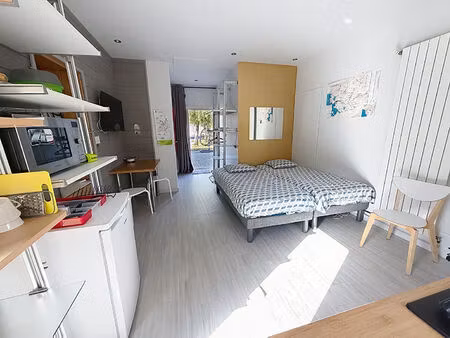 studio meublé en rez-de jardin avec terrasses  secteur cahéraux la chapelle sur erdre