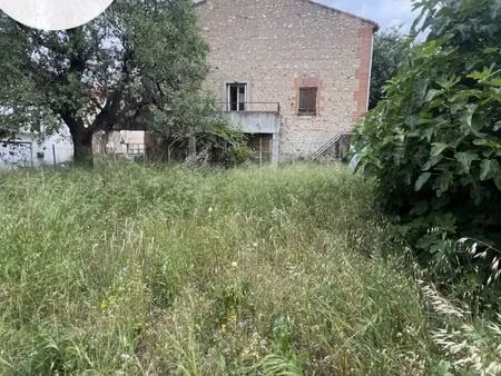 saint jean lasseille - maison de caractère avec terrain et grand garage