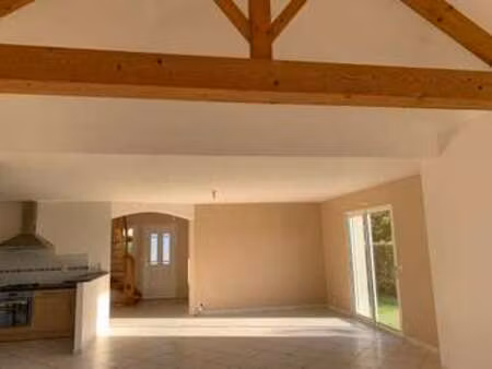 location maison à sautron (44880) : à louer / 151m² sautron