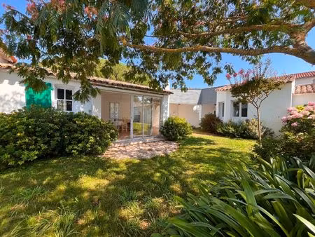 vente maison de luxe le bois-plage-en-ré 7 pièces 192 m² <meta name="description" content=