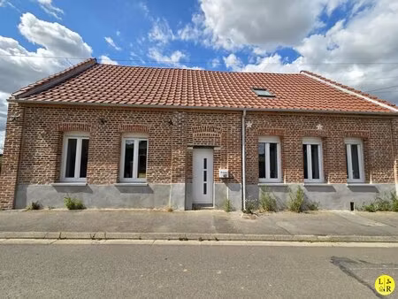 à louer maison 103 04 m² – 950 € |lécluse