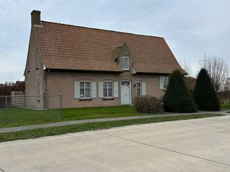 huis te huur in leisele met 4 slaapkamers