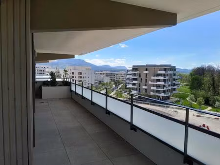 location appartement 3 pièces 65m² annecy 74370