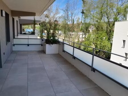 location appartement 3 pièces 67m² annecy 74370