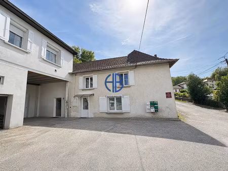 vente maison 4 pièces 110 m² à les avenières (38630)  210 000 €