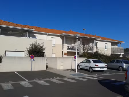location appartement 3 pièces 67m² parentis en born 40160