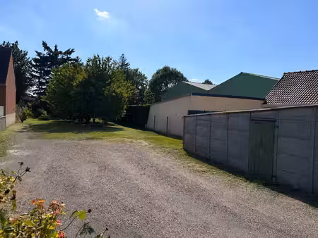 achat terrain 741m²
