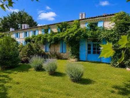 vente maison piscine à nancras (17600) : à vendre piscine / 350m² nancras