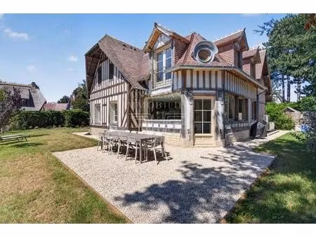 maison de 7 pièces de luxe en vente à deauville  france