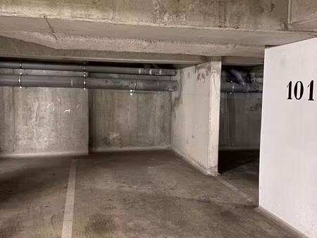 location parking vaires sur marne 77360
