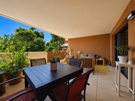 appartement de prestige de 90 m2 en vente castries  occitanie